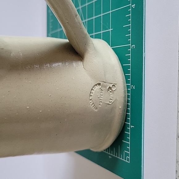 Williamsburg Pottery Salt Glaze Mug. Color Beige. Blue Leaf Design - Picture 12 of 12